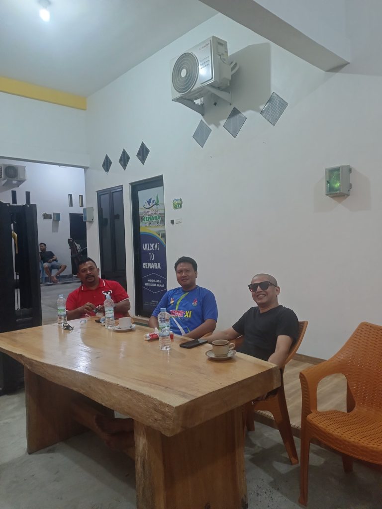Tresno Riadi Rip BAND TERKENAL IBU KOTA TIPE-X MANGGUNG DI HUT OKUS KE 21 – KECAMATAN ...